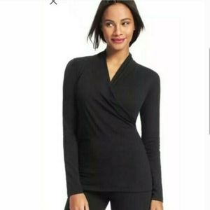 Cabi Cross Front Tee Black, size small